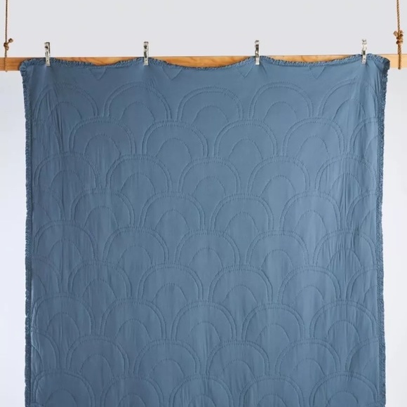 Anthropologie Rivulets Quilt Textured Ruffles Medium Blue Queen Size - Picture 4 of 6